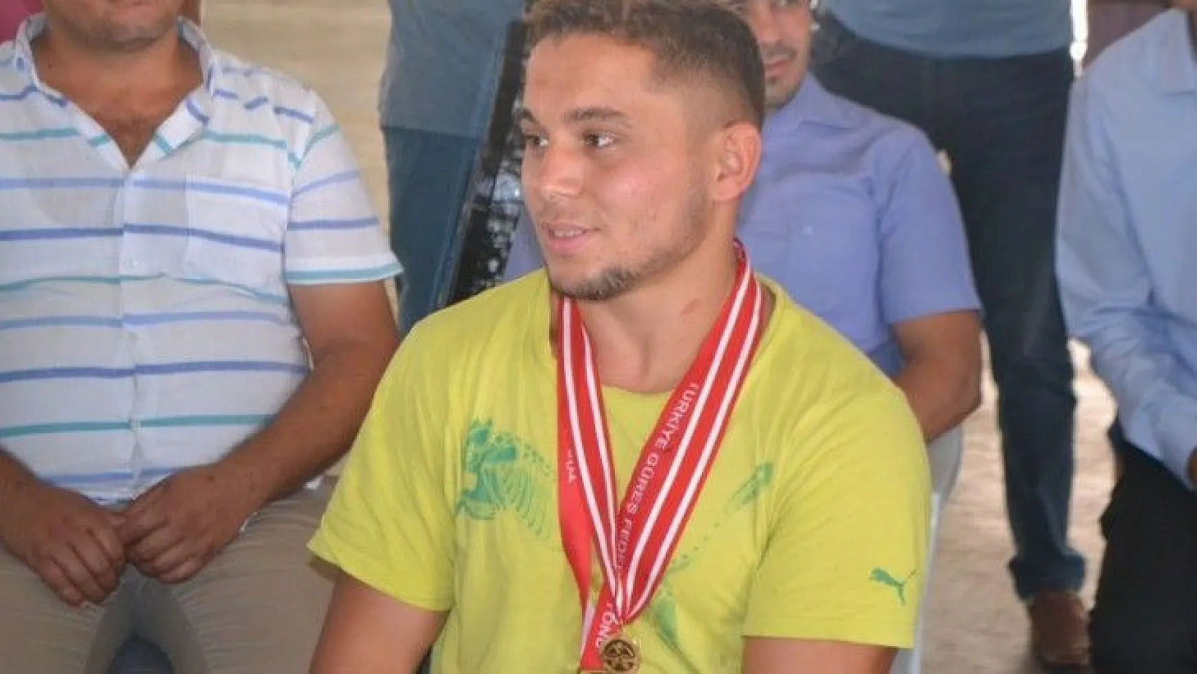 Şampiyon Güreşçi Fethiyeli Ozan Kıl'a karşılama töreni