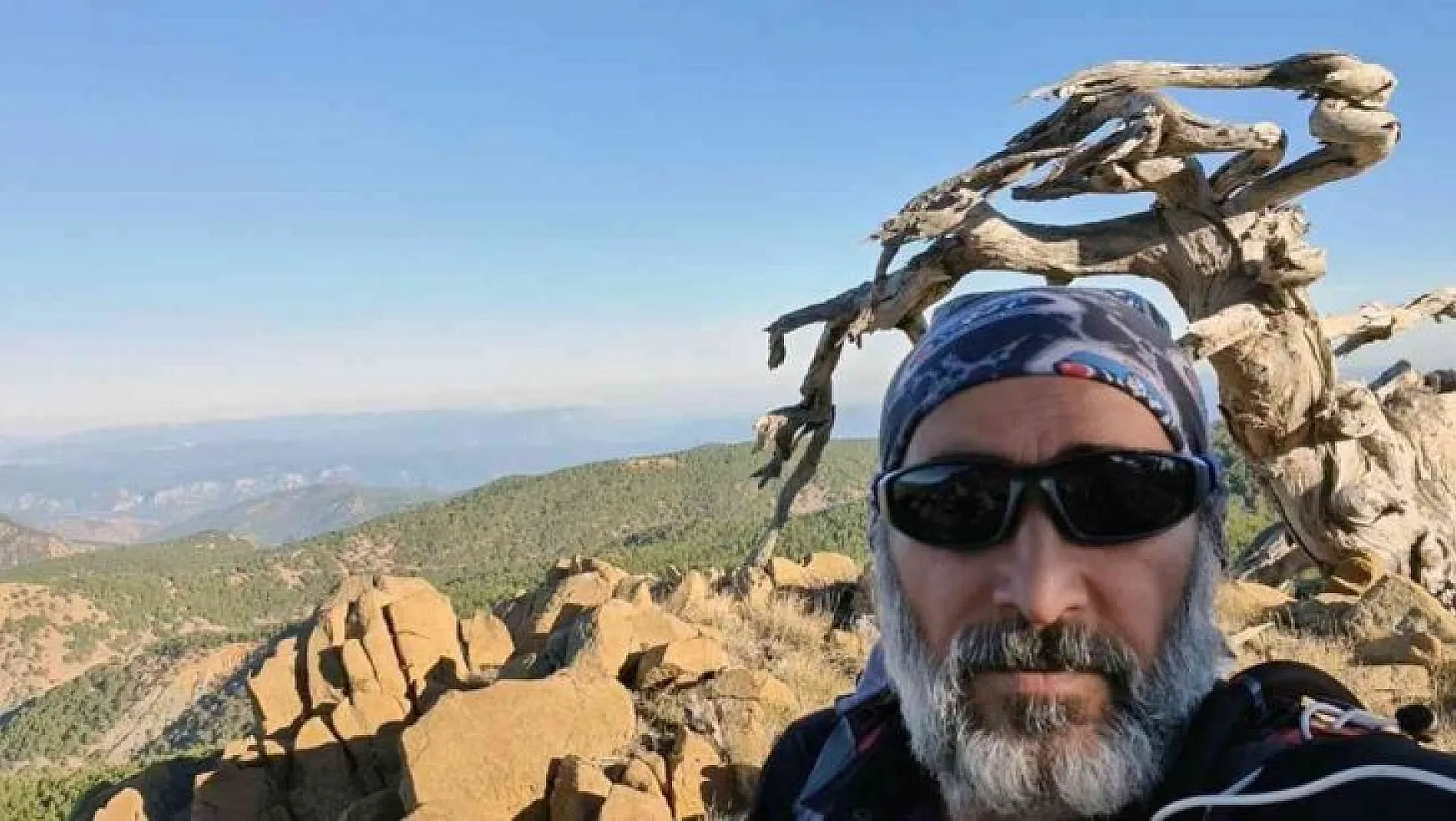 Türkiye'nin tek solo dağcısı Sandras Dağı'na tırmandı