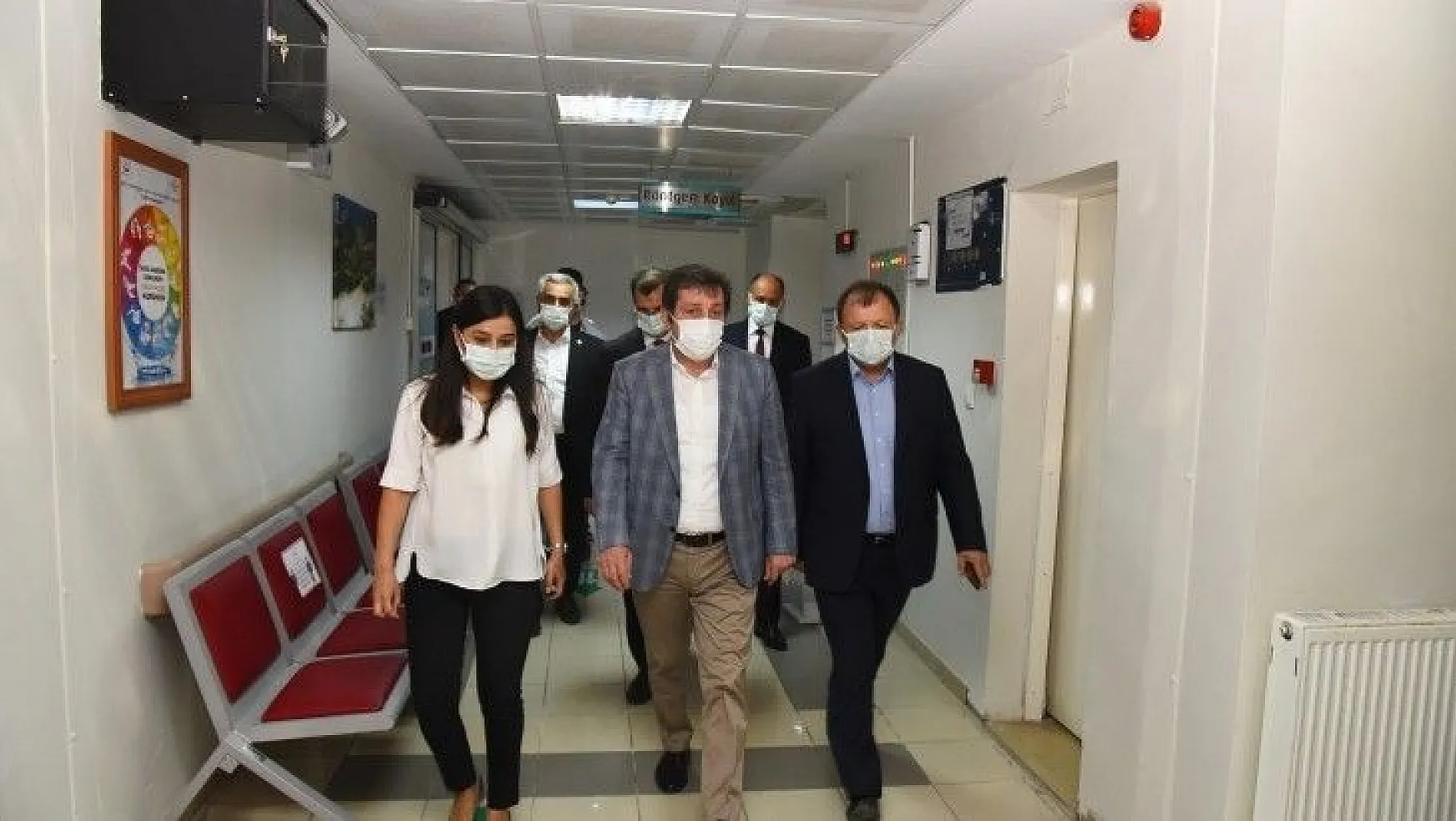 Vali Orhan Tavlı' dan Sağlık Çalışanlarına Moral Ziyareti
