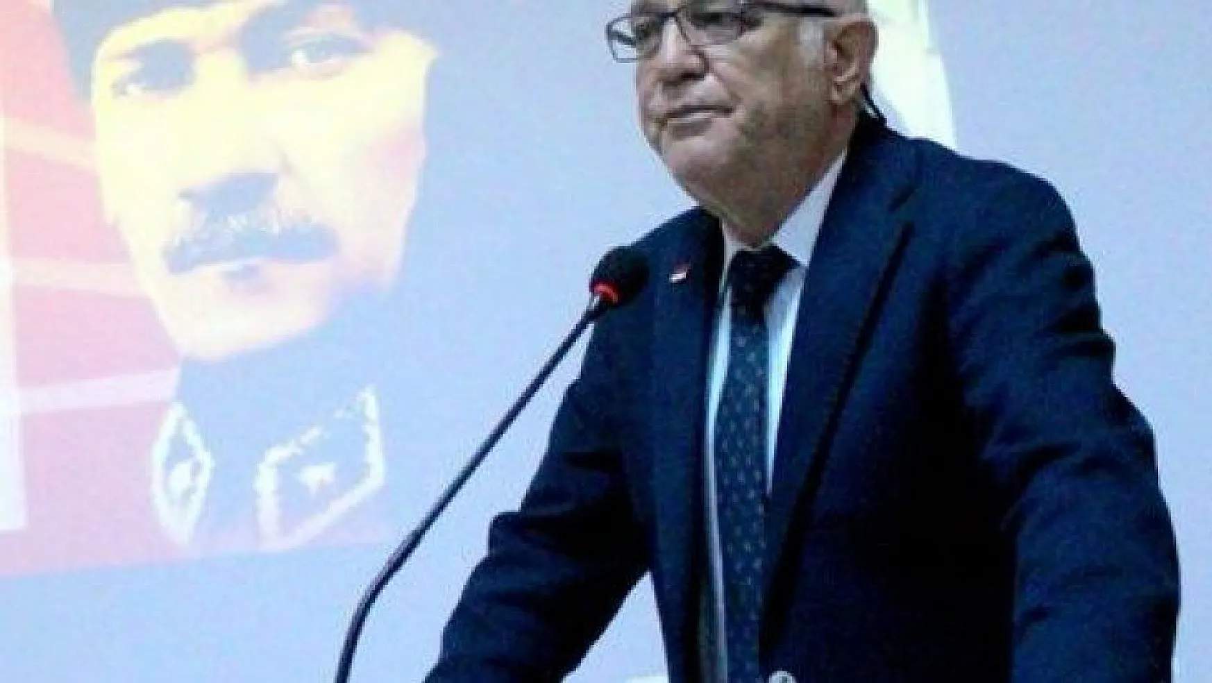 Zeybekoğlu, AK Parti ve MHP'ye sert tepki gösterdi