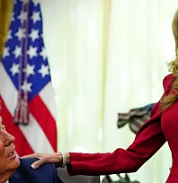ABD'de 'uzaylı' tartışması: Trump'ın arkasındaki isim gündem oldu!