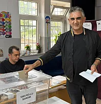 Abuzer Kartal Oyunu Kullandı