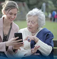 Alzheimer sürecinde hasta yakınları nelere dikkat etmeli?