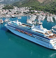 'Astoria Grande' kruvaziyeri Marmaris'e 368 turist getirdi