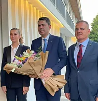 Bakan Murat Kurum Fethiye Kaymakamlığı'nı ziyaret etti