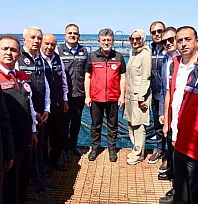Bakan Yumaklı, Milas'taki su ürünleri tesisinde sektörün hedeflerini açıkladı