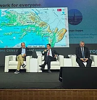 Başkan Aras Dünya Metropoller Birliği Genel Kurulu'nda konuştu