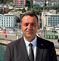Başkan İlkay Tugay, 'Mesele Yalnizca Dümenin Başina Geçmek Değil, Gemiyi İleri Taşiyabilmek'