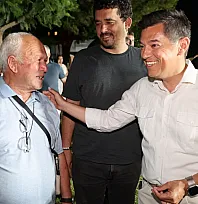 Başkan Ünlü, Çamdibi'nde vatandaşlarla buluştu