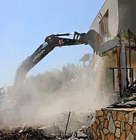 Bodrum'da 8 ayda 74 kaçak yapı yıkıldı