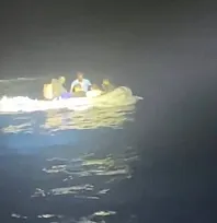 Bodrum'da lastik botta 6 düzensiz göçmen yakalandı