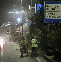 Bodrum'da refüj bakım çalışmaları gece yapılıyor