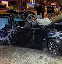 Bodrum'da takla atan otomobildeki 3 kişi yaralandı