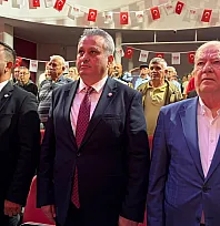 Cumhur Yaka'dan Yeni Parti üyelerine çağrı: 'İktidara yürümek için yollara düşeceğiz'
