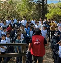 Doğayı koruyor, geleceğe umut oluyorlar gençler Dalyan'ı atıklardan temizledi