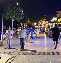 Ekim Ortasında Fethiye Çalış Plajı'nda Turist Hareketliliği