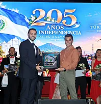 El Salvador'un müziği Marmaris'te yankılandı