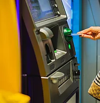Emekli maaşını ATM'den çekenler dikkat! Para çekmeden önce bu ayrıntıları kontrol edin