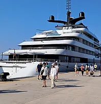'Emerald Azzurra' kruvaziyeri Bodrum'a 93 turist getirdi