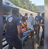 Fethiye açıklarında gezi teknesinde yaralanan kişiye tıbbi tahliye