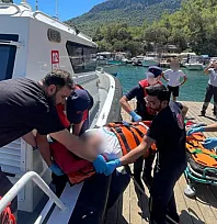 Fethiye Açıklarında Teknede Yaralanan Vatandaş Kurtarıldı
