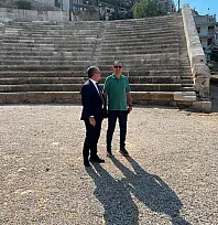 Fethiye Antik Tiyatrosu'nda restorasyon çalışmaları yerinde incelendi