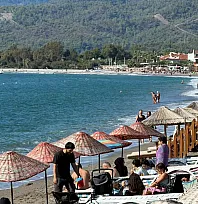 Fethiye Çalış Plajı'nda Ekim Ayında Deniz Keyfi