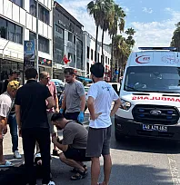 Fethiye'de Atatürk Caddesi'nde Kaza: 2 Motosiklet Sürücüsü Yaralandı