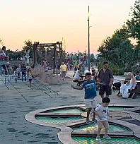 Fethiye'de çocuklar yazın tadını parklarda çıkarıyor