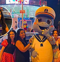 Fethiye'de çocukların yeni gözdesi Toys Boat yaz akşamlarını şölene dönüştürüyor