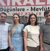 Fethiye'de Emine ve Buğra Çiftinin Düğün Yemeği Yoğun Katılımla Gerçekleşti