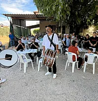 Fethiye'de genç çift için düğün yemeği düzenlendi