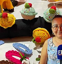 Fethiye'de Kanser Tedavisi Gören Nurşen Akkaya'nın Örgüyle Hayata Tutunma Hikayesi