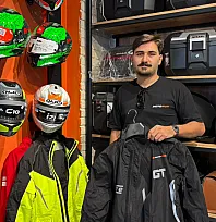 Fethiye'de motosiklet kullanıcıları kışa hazırlanıyor