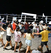 Fethiye'de Müzikli Akşamlar Sahil Bandını Şenlendirdi