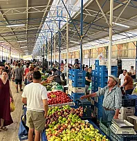 Fethiye'de tarladan tezgaha bereket Cuma Pazarı'nda fiyatlar