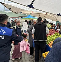 Fethiye'de üretici pazarında zabıta denetimi