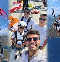 Fethiye'de Yamaç Paraşütü Pilotu Semih Er'e Plaket Takdimi