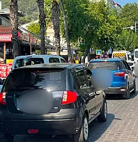 Fethiye'de yaz sezonu trafiği sabah ve akşam zirve yapıyor