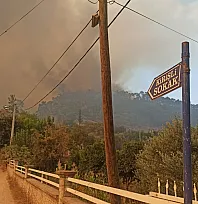 Fethiye'deki orman yangınında alevler İnlice Mahallesi'ne ulaştı, tahliyeler başladı