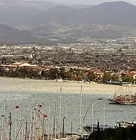 Fethiye Körfezi Çamur Rengini Aldı