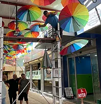 Fethiye'nin Ünlü Şemsiyeli Sokağı Modern Görünümüne Kavuştu