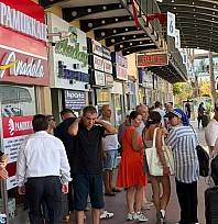 Fethiye Otogarı'nda yerli ve yabancı turist yoğunluğu
