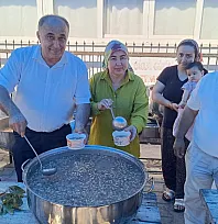 Fethiye Pazarcılar Odası'ndan Salı Pazarı'nda Aşure İkramı