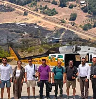 Fethiye yangınının ardından havadan inceleme: Karacabey ve basın mensupları bölgede