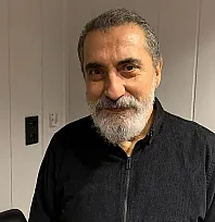 Fethiyeli ünlü sanatçı Soner Olgun'un sağlık durumu kritik: Evinde tedavisi sürüyor