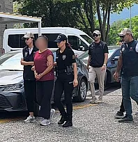 FETÖ'cü yüzbaşının ablasına 10 yılda 2. tutuklama