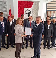 FTSO'da yeni dönem resmen başladı: Kemal Hıra mazbatasını aldı