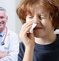 Her 5 çocuktan birini etkiliyor: Geçmeyen burun akıntısına dikkat!
