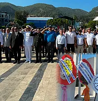 Kabotaj Bayramı'nın 100. Yılında Fethiye'de Çelenk Sunma Töreni